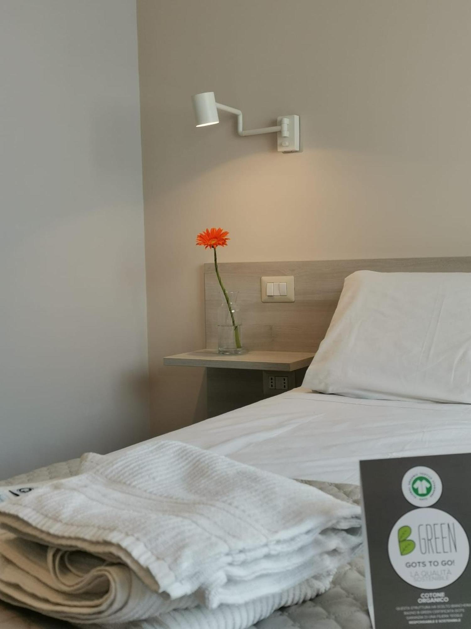Green Guest House Oristano Ngoại thất bức ảnh